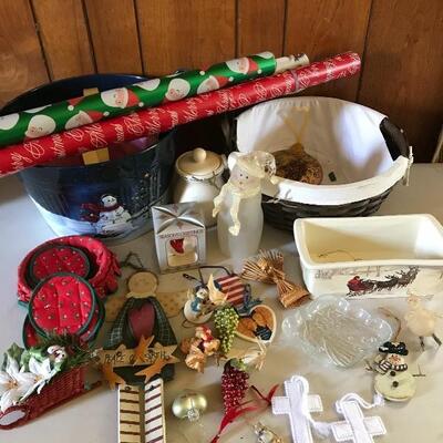 Lot 71D Christmas Galore