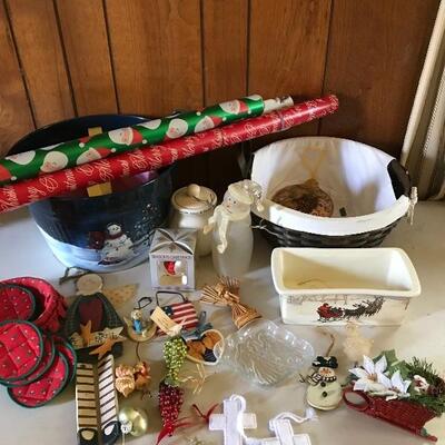Lot 71D Christmas Galore