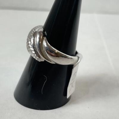K583 10k Yellow Gold Diamond Cut Shrimp Style Ladies Ring 