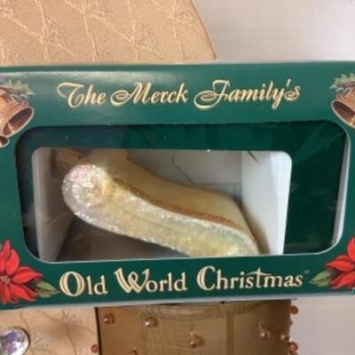 G - 805. Golden Father Time Lot 