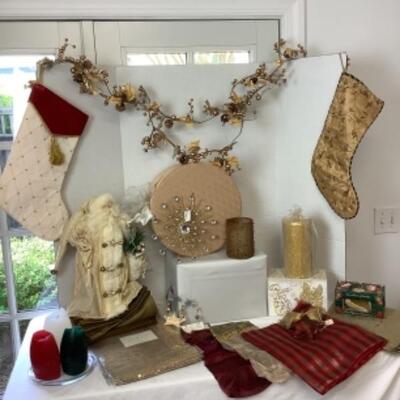 G - 805. Golden Father Time Lot 