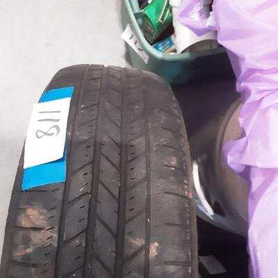 lot 118 -Spare tire for truck, P235/70R16