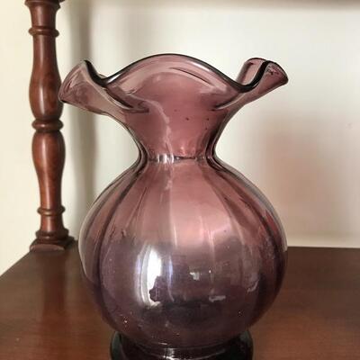 Lot 48L:  Decorative Glass Vases