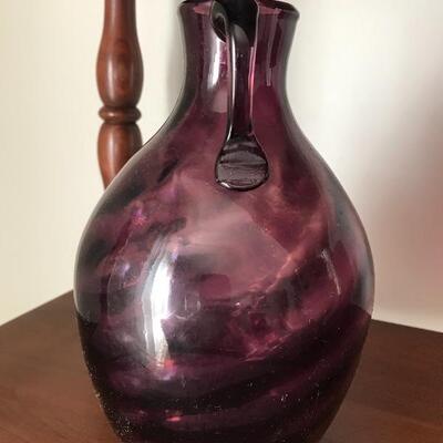 Lot 48L:  Decorative Glass Vases