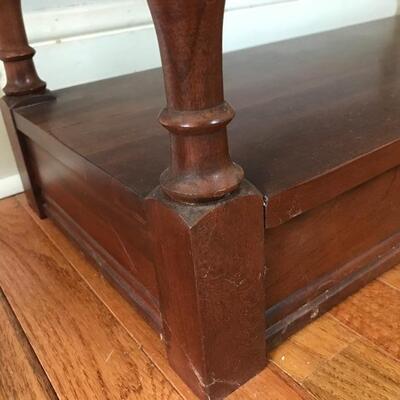 Lot 45L::  Shelf