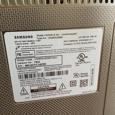 Lot 122 - Samsung 40â€ TV with Wall Mount & Stand