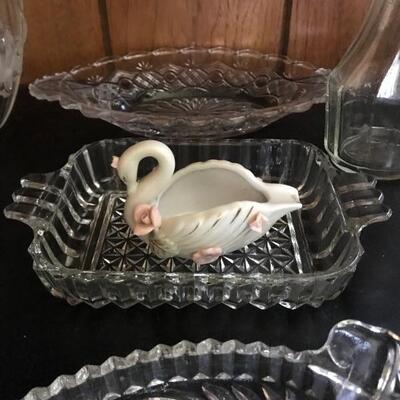 Lot 72D: Glass Serving Pieces