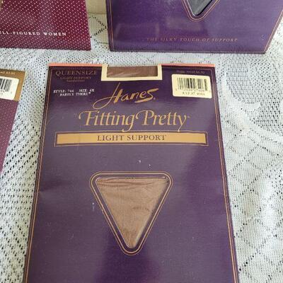 Lot 187: New Pantyhose lot