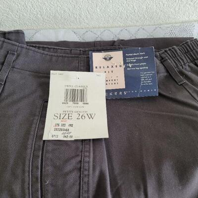 Lot 189: New Ladies Shorts