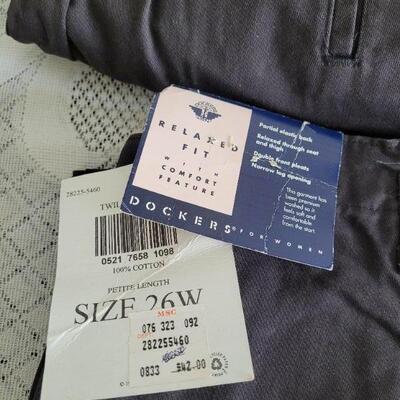 Lot 189: New Ladies Shorts