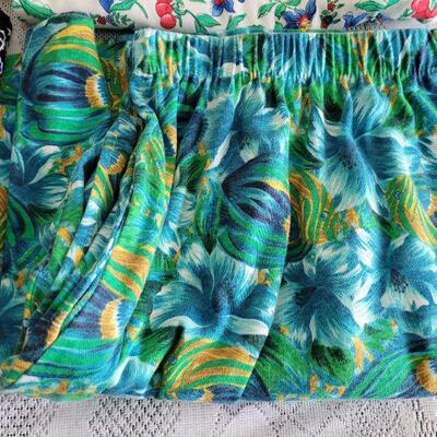 Lot 190: Ladies Casual Skirt Lot 
