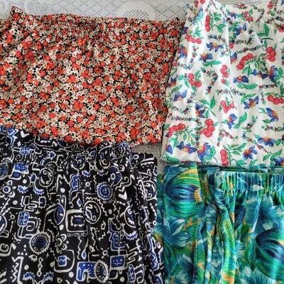 Lot 190: Ladies Casual Skirt Lot 