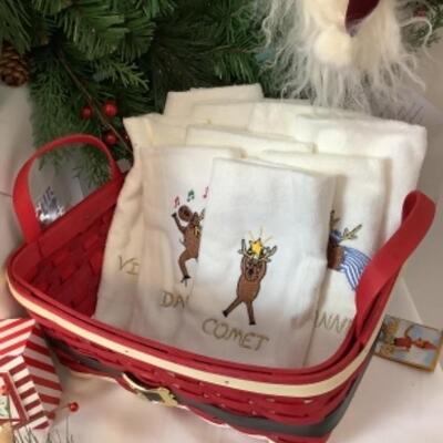 G - 807. Ho Ho Ho Lot 