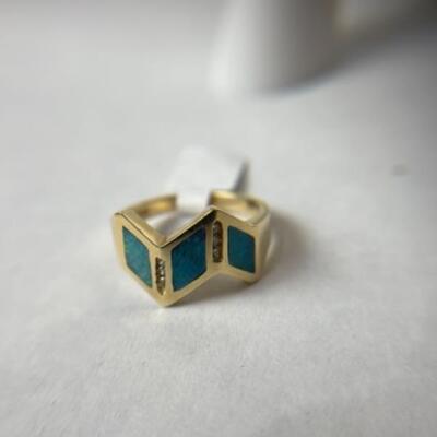 K588 14k Yellow Gold Opal and Diamond Ladies Ring 