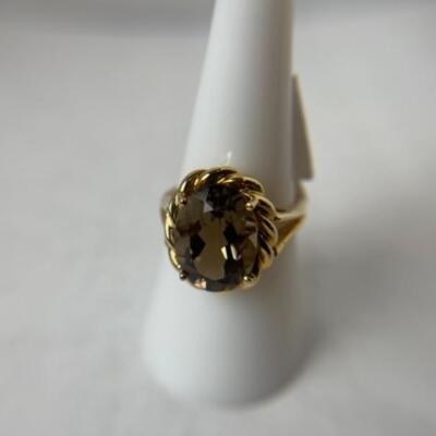 K589 14k Yellow Gold Oval Brown Topaz Ladies Ring 