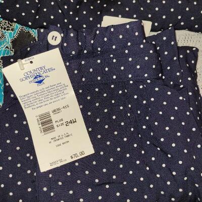 Lot 196: Ladies Summer Fabric Blouses and Skirt Sets