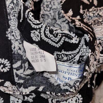 Lot 197: Ladies Summer Fabric Blouses and Skirt Sets