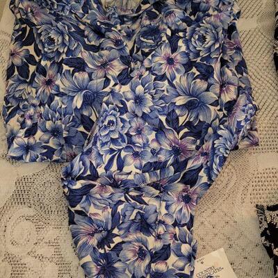 Lot 197: Ladies Summer Fabric Blouses and Skirt Sets