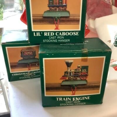 G - 808  NutCracker  / Mouse Lot 