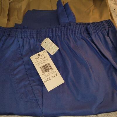 Lot 202: New Ladies Pants 