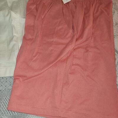 Lot 203: New Ladies Shorts Lot 
