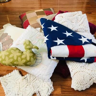 Lot 101L:  Flag and Pillows 