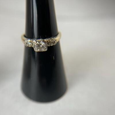 K594 14k Yellow Gold Diamond Ladies Ring 