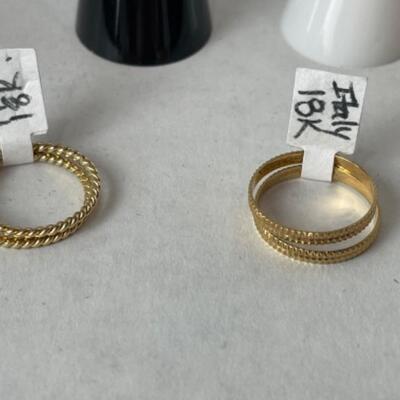 K596 Two Sets of Two 18k Yellow Gold Rings /Bands 