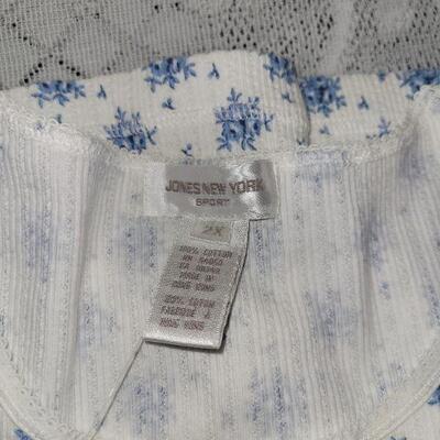 Lot 209: New Ladies Short Sleeve Shirts