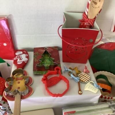 G - 809  Ginger Bread Man Lot 