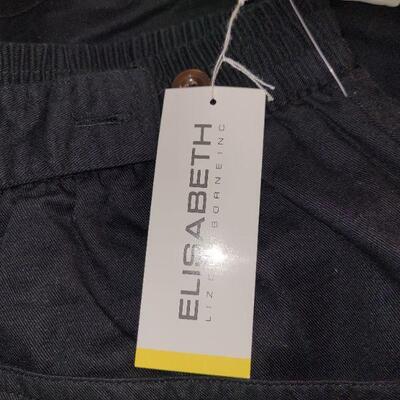 Lot 212: Ladies Shorts Lot Size 22