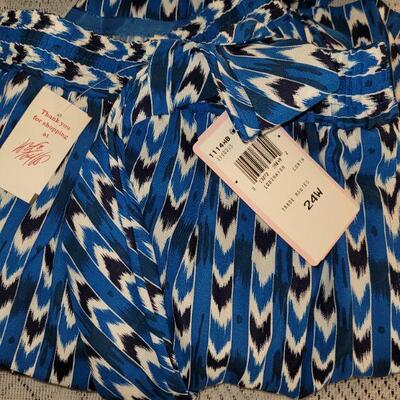 Lot 218: (2) Skirt and Blouse Sets