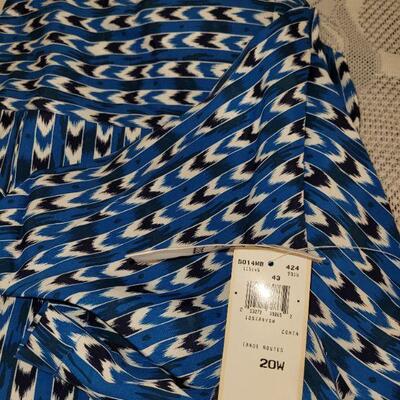 Lot 218: (2) Skirt and Blouse Sets