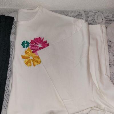 Lot 222: (4) New Short Sleeve Shirts