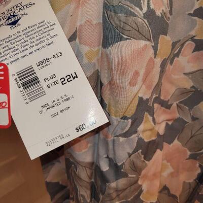 Lot 225: (2) Ladies Blouses & Skirt Set, Jacket & Skirt Suit and Blouse and Pants Set (Size 22)