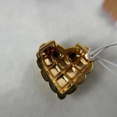 K600 14k Yellow Gold Heart Checkered Pattern Pendant/Slide 