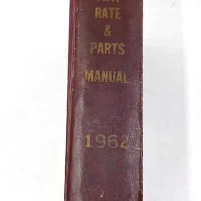 1962 MOTORâ€™S FLAR RATE & PARTS MANUAL 34TH EDITION
