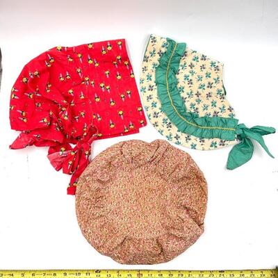 COLORFUL BONNETS SET OF 3