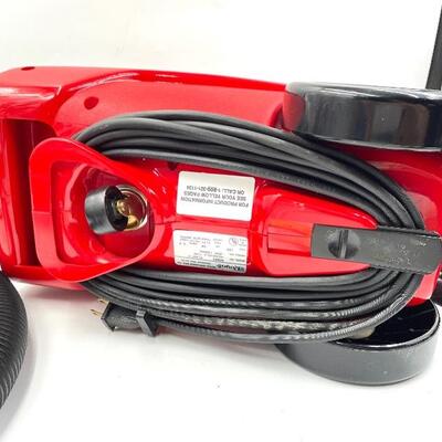 DIRT DEVIL CAN VAC 02003 COMPACT VACUUM AND BAGS