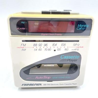 VINTAGE SOUNDESIGN CUBE CASSETTE PLAYER/CLOCK/RADIO