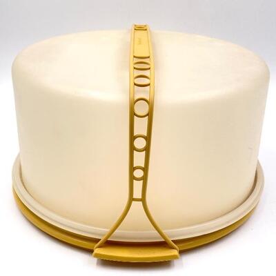 VINTAGE TUPPERWARE HARVEST GOLD CAKE CARRIER 