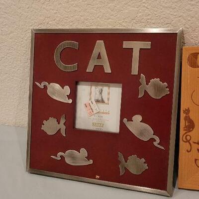 Lot 232: (3) Assorted NEW Cat Theme Frames