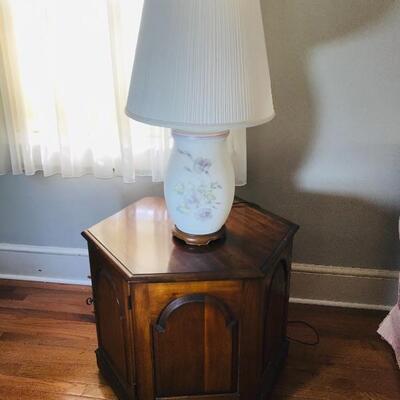 Lot 97L:  Hexagon Endtable and Lamp