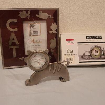 Lot 239: Assorted NEW Cat Theme Picture Frames