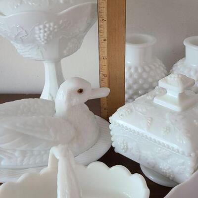 Lot 100F: Milk Glass 