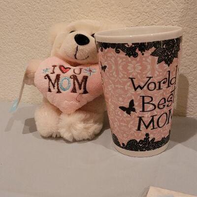 Lot 249: Assorted NEW Coffee Mugs and Ladies Jewelry 