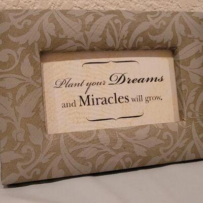 Lot 251: Assorted NEW Hallmark Collectibles 