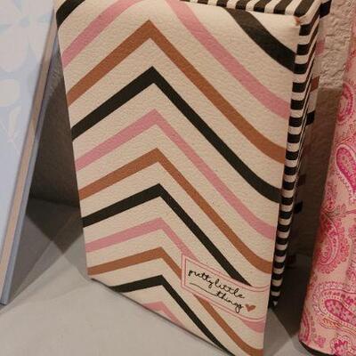 Lot 252: Assorted NEW Mother's Day Gifts 