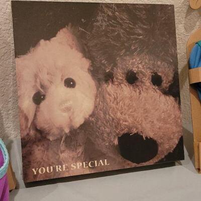 Lot 253: New Wall Art Sealed + FIT KIDS Shoes 