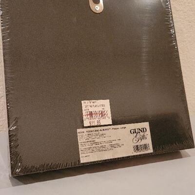 Lot 253: New Wall Art Sealed + FIT KIDS Shoes 